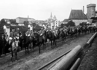 Kotnov tower with Sokol parade, 1902, Šechtl and Voseček