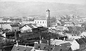Krisztinaváros in 1875: the Buda Color Circle building in the foreground, this church in the center, Karátsonyi Palace to the right, behind the Budapest-Déli Railway Terminal