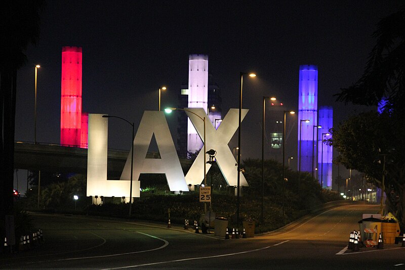 File:LAX Airport columns in French national colours.jpg