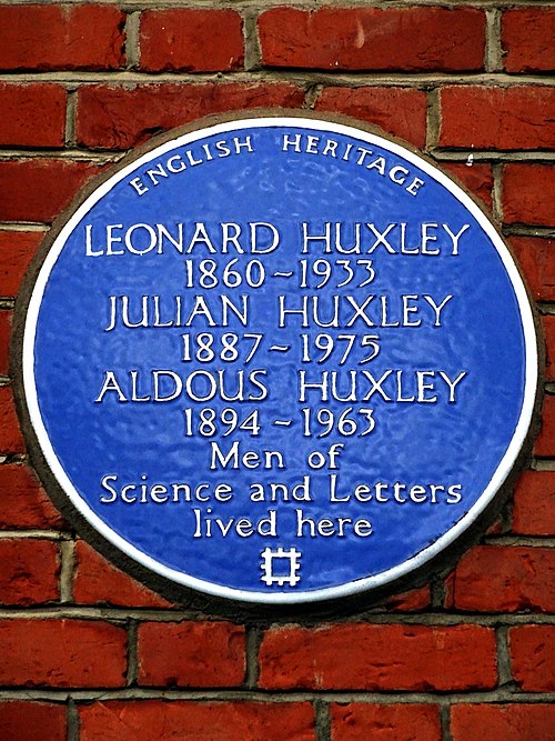 English Heritage blue plaque at 16 Bracknell Gardens, Hampstead, London, commemorating Aldous, his brother Julian, and his father Leonard