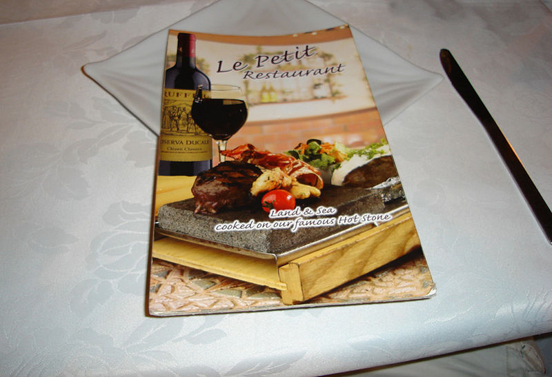 File:Le petit restaurant - Hot Stone Cafe (2888376423).jpg