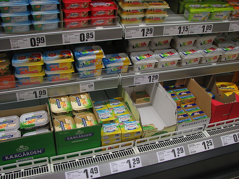 File:Lebensmittel-im-supermarkt-by-RalfR-11.jpg