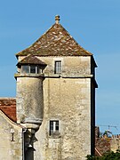 La tour et la tourelle du repaire de Liorac.