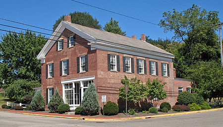 Loew-Define Grocery Store and Home (Navarre, OH).JPG