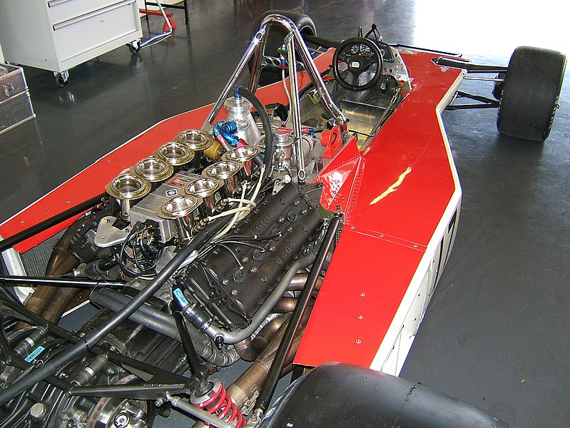 File:McLaren M23 DFV.jpg