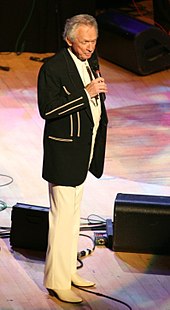 Mel Tillis achieved his first number one, more than a decade after he first entered the chart. Mel Tillis.jpg