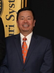 Min Choi iyun 2017.jpg