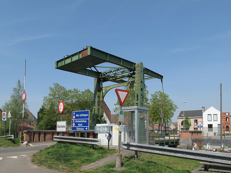 File:Moerbeke, ophaalbrug over de Meervaart foto2 2013-05-06 12.22.jpg