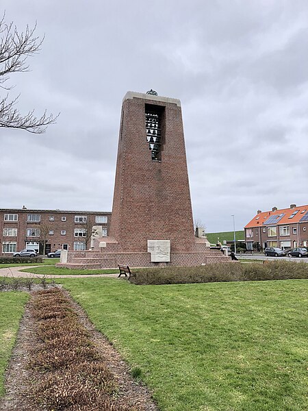 File:Monument voor het Reddingswezen (Den Helder) (Q17459342) - 7.jpg
