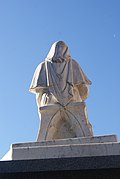 Monumento a Santa Vicenta María (Cascante) - Detalle estatua santa (dorsal).jpg