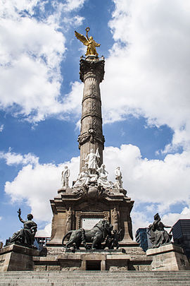Monumento a la Independencia (El Angel).jpg