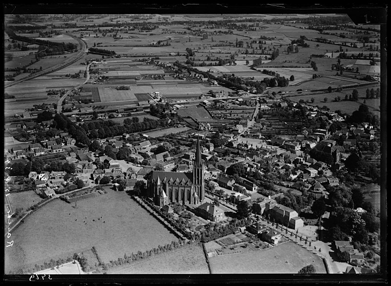 File:NIMH - 2011 - 0417 - Aerial photograph of Raalte, The Netherlands - 1920 - 1940.jpg