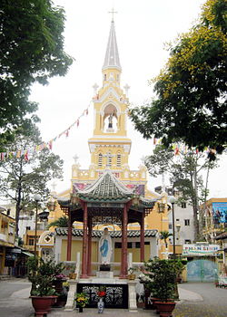 Nhà thờ Cha Tam (Chợ Lớn).jpg