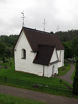 Njutångers kyrka 2013.JPG