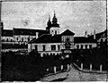 Čeština: Obr. 33. Podélný pohled na kostel a vjezd do zámku. English: Pic. 33. View of gate and basilica of Třebíč Castle.