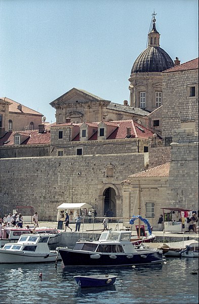 File:Old harbour, Dubrovnik 03 (js).jpg