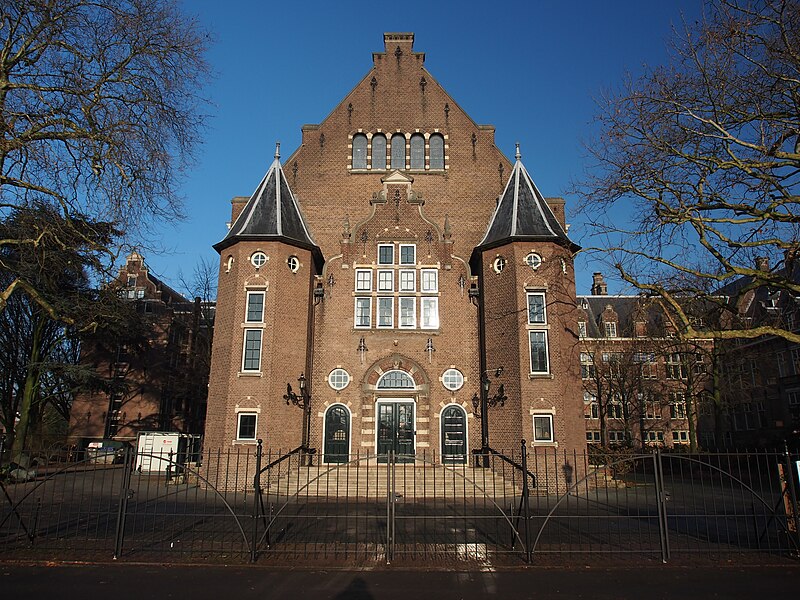 File:Oosterpark Tropenmuseum foto 1.JPG