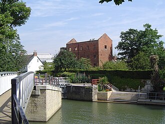 The exterior of the building with Osney Lock in the foreground, taken prior to its incorporation into a new housing development. OsneyLock01.JPG