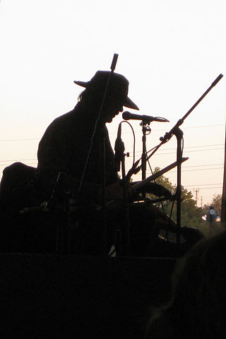 <span class="mw-page-title-main">Paddy Keenan</span> Irish player of the uilleann pipes (born 1950)