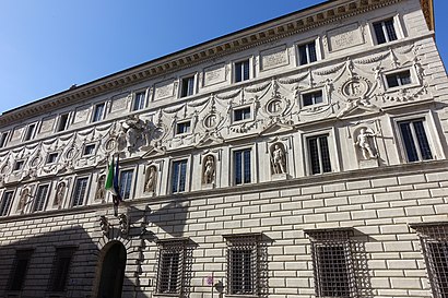 Come arrivare a Palazzo Spada con i mezzi pubblici - Informazioni sul luogo