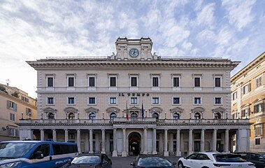 Wedekind palace in Piazza Colonna