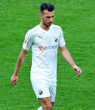 <span class="mw-page-title-main">Leart Paqarada</span> German-born Kosovan footballer