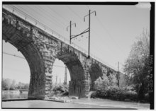 Perspektivní pohled na nadmořskou výšku, pohled přímo na východ. - Pennsylvania Railroad, Conestoga Creek Viaduct, Spanning Conestoga River, South of City Water Works, Lancaster, HAER PA, 36-LANC, 10-3.tif