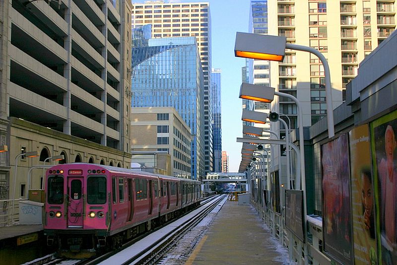 File:Pink Line at State and Lake.jpg