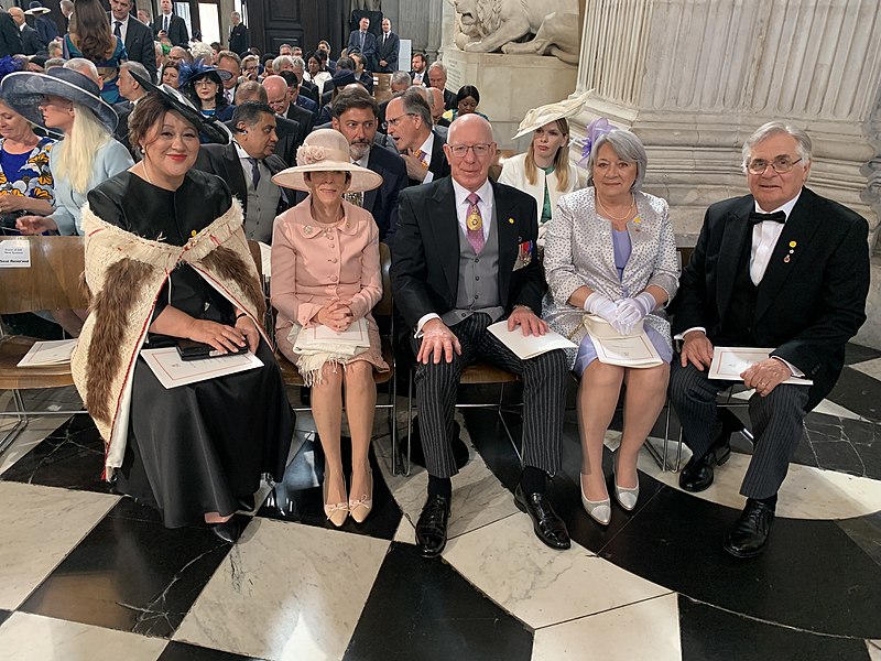 File:Platinum Jubilee- Commonwealth Governors-General inside the Cathedral.jpg