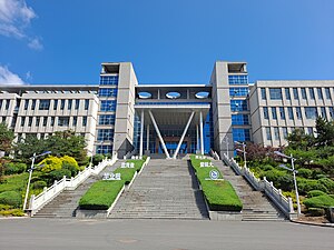 延边大学: 历史, 著名校友, 歷任領導