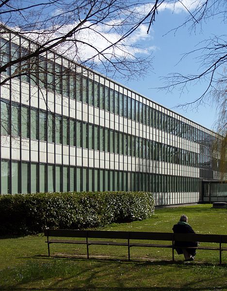 File:Rødovre town hall, 1952-1956.jpg