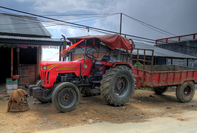 File:Red truck HDR (3966050240).jpg