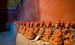 Statuettes bouddhiques