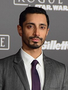 Riz Ahmed at the Rogue One - A Star Wars Story - World Premeire Red Carpet - DSC 0437 (31547570706) (cropped).jpg