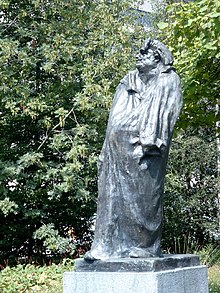 Статуя Оноре де Бальзака