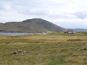 Blick auf Crocknasleigh von Doagh Bay.