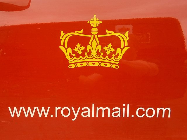 A Royal Mail vehicle logo used in Scotland during the latter years of the reign of Queen Elizabeth II. A convention adopted after the 1953 Coronation 