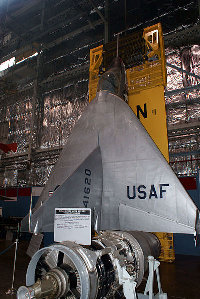 File:Ryan X-13A-RY Vertijet PlanformR R&D NMUSAF 25Sep09 (14599833542).jpg