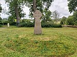 Minnesstenen på Sörby kyrkgård.