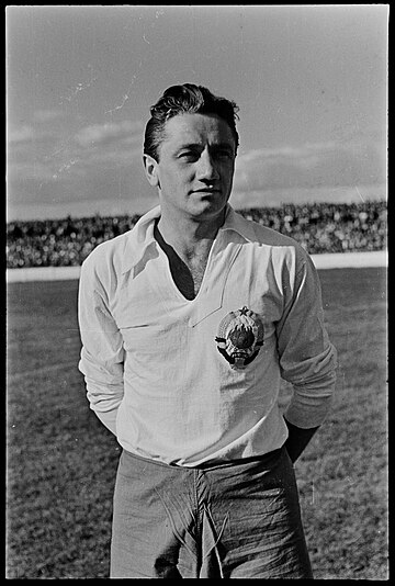 Miodrag Jovanović (footballer, born 1922)