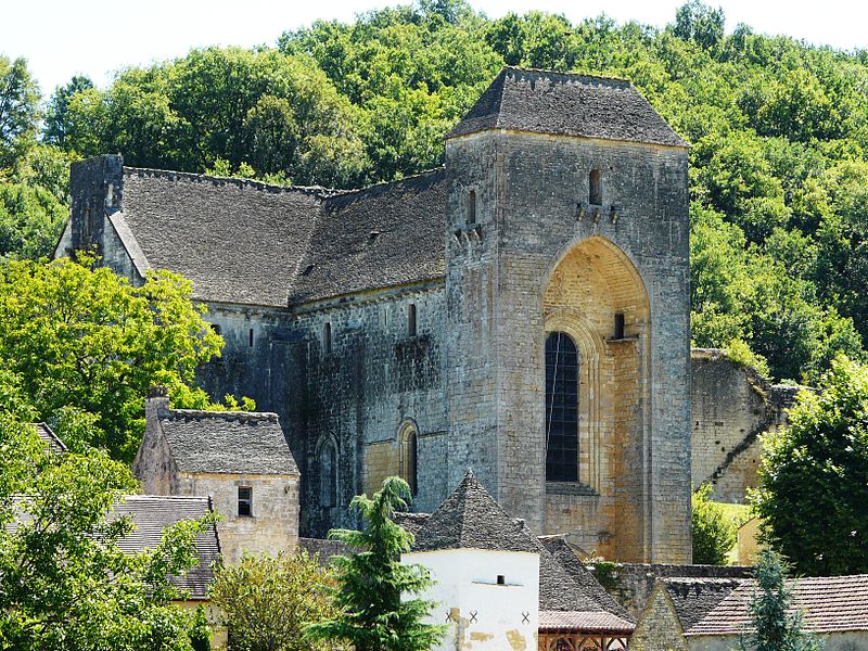 File:Saint-Amand-de-Coly église (13).JPG