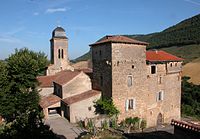 Burg und Kirche Saint-Geniez