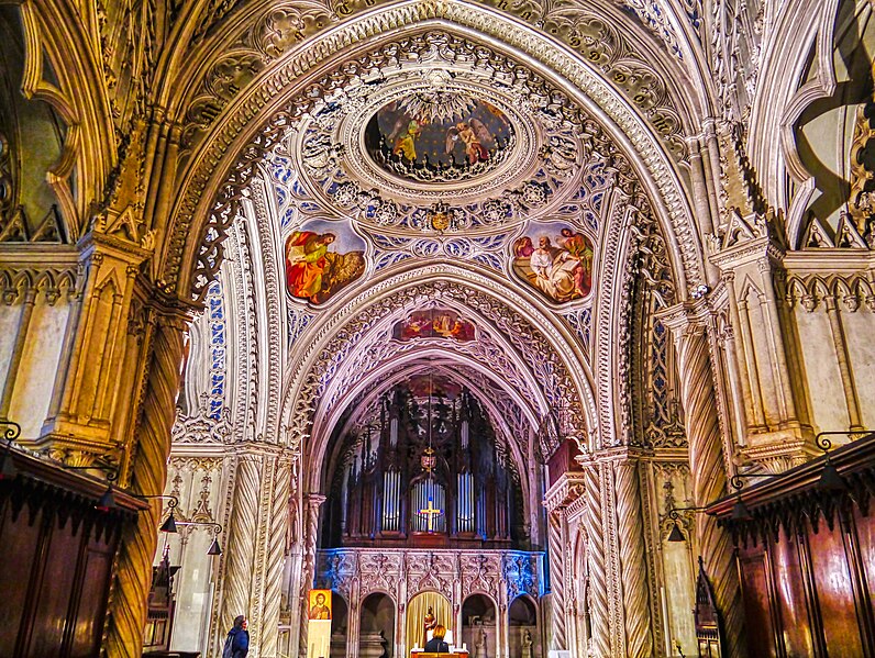 File:Saint-Pierre-de-Curtille Abbatiale d'Hautecombe Intérieur Choeur 3.jpg