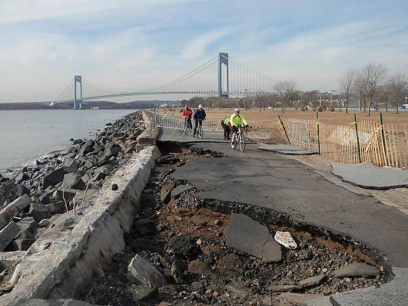 File:Sandy Damage Bay Bkwy 1 jeh.JPG