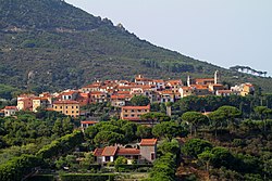 Melihat dari sant'ilario di Campo