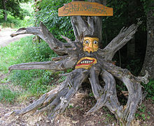 Wurzelfigur im Schlühüwanapark