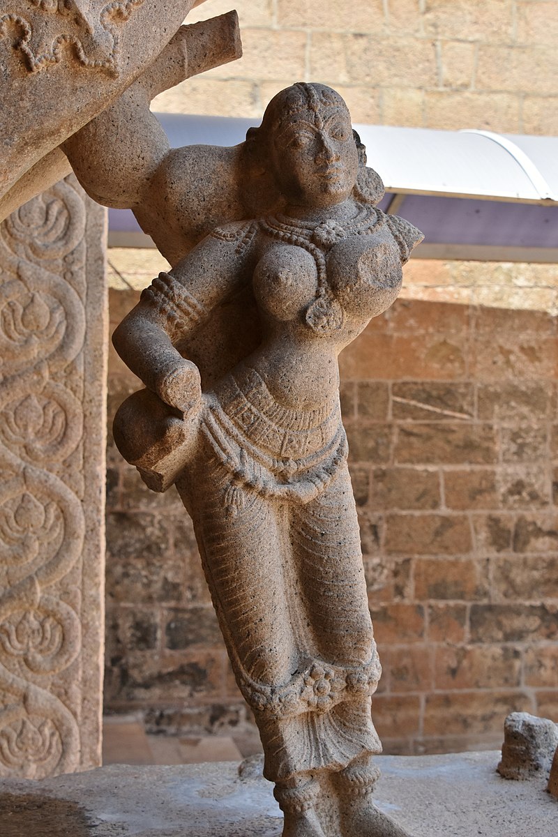 Sesha Mandapa, Vijayanagar period, 16th century, Sri Ranganathaswamy Temple, dedicated to Vishnu, in Srirangam, near Tiruchirappali (227) (37463615306).jpg