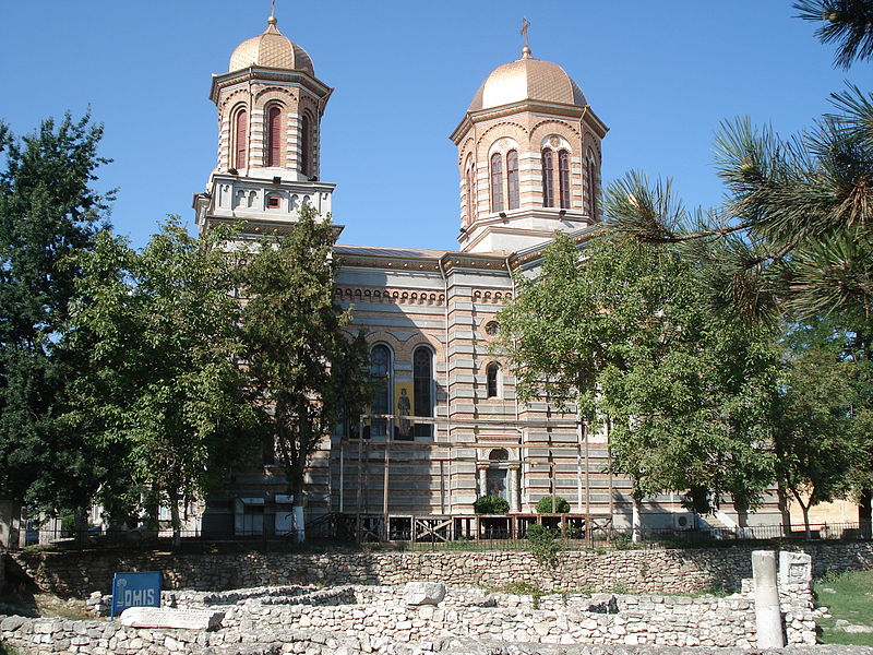 File:Sfintii Apostoli Petru si Pavel Orthodox Cathedral, Constanta.JPG