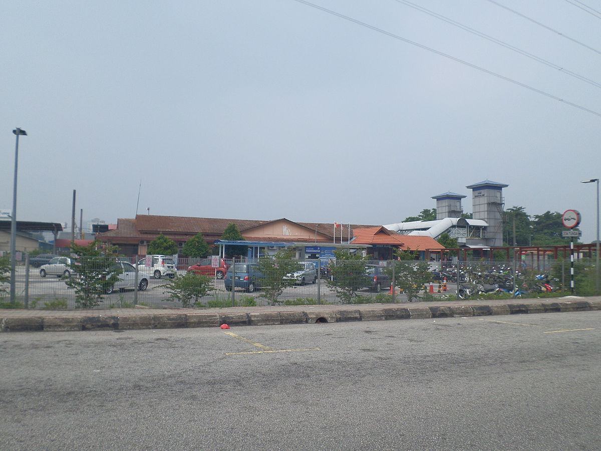 Shah Alam Komuter station - Wikipedia