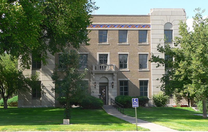 File:Sherman County, Kansas courthouse from S 1.JPG